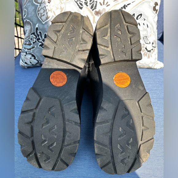 Harley Davidson woman’s riding black boots with zip up side/tie up middle. S:7.5 - Picture 6 of 12